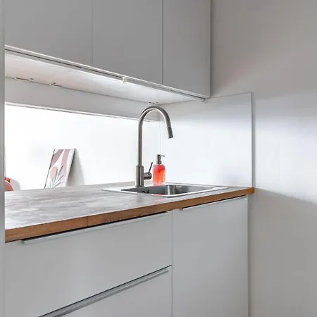 Apartment Modern & With Balcony Lahti